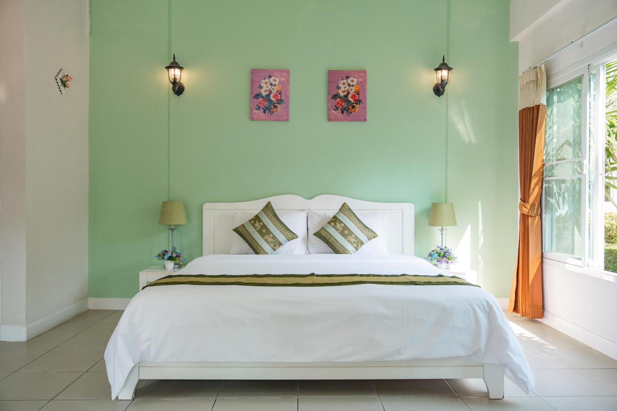 Villa Reina Resort Nong Nam Daeng Экстерьер фото